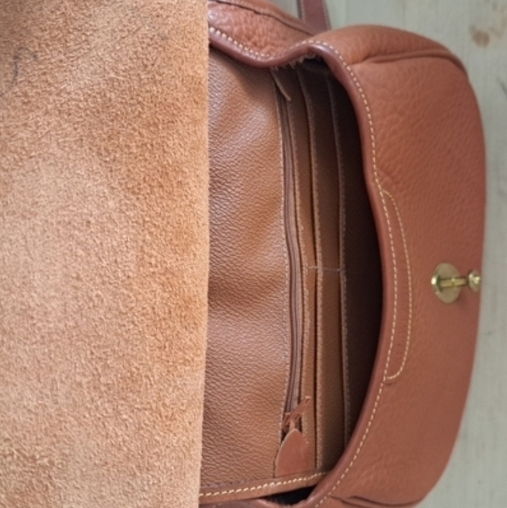 Dooney & Bourke RARE Vintage AWL All Weather Leather Calgary Saddle Bag - Picture 6 of 10